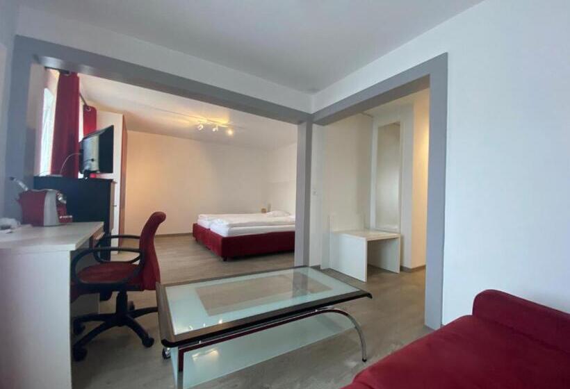 Quarto Estandar, Hôtel De La Gare