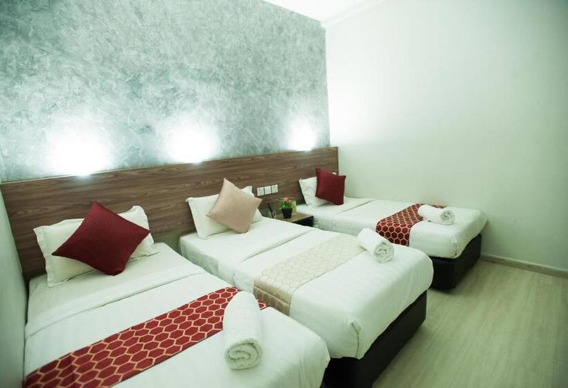 豪华三人间, Dj Citi Point