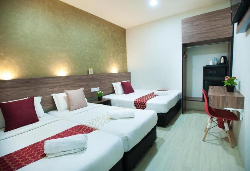 家庭套房, Dj Citi Point