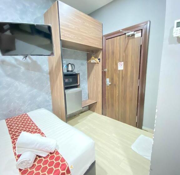 家庭套房, Dj Citi Point