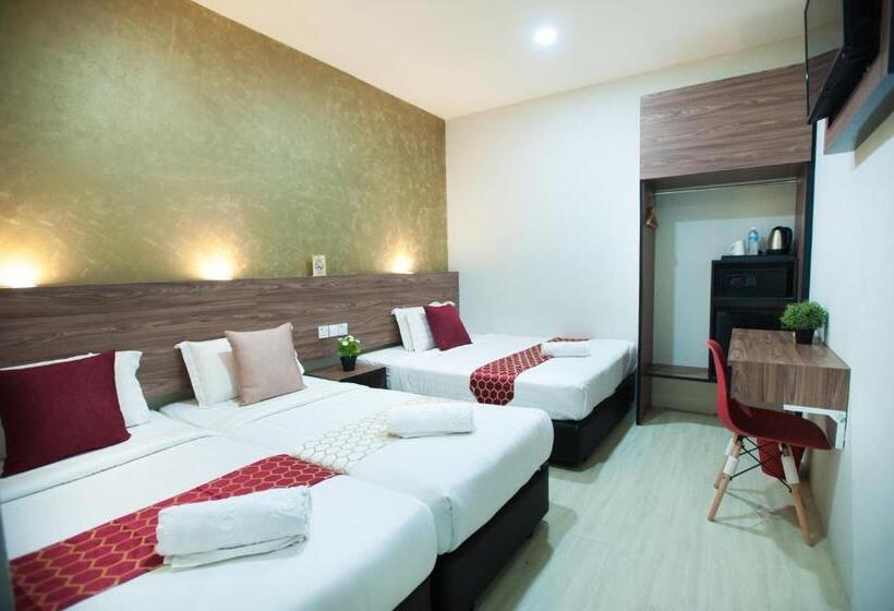 家庭套房, Dj Citi Point