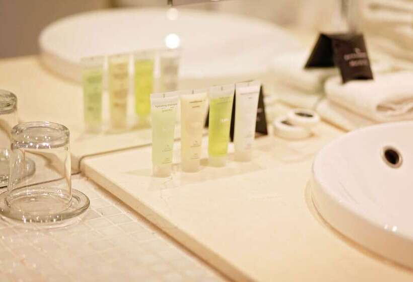 חדר סטנדרט, Golden Pebble