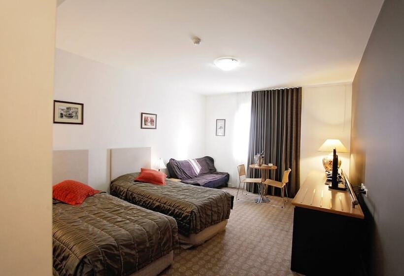 חדר סטנדרט, Golden Pebble