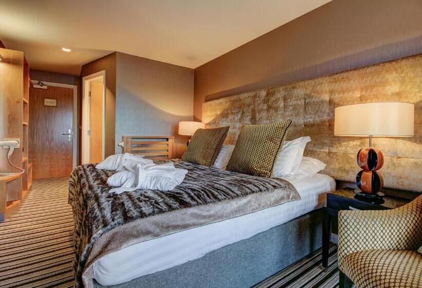 חדר דלוקס, Ingliston Country Club