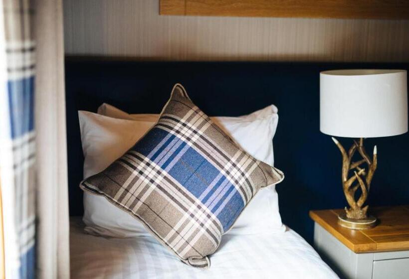 בקתת חדר, Ingliston Country Club