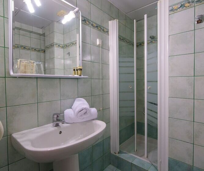 חדר סטנדרט נוף לאגם, Kastoria In Kastoria City