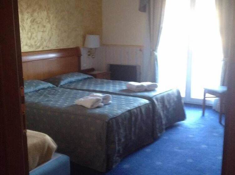 חדר משפחתי, Kastoria In Kastoria City