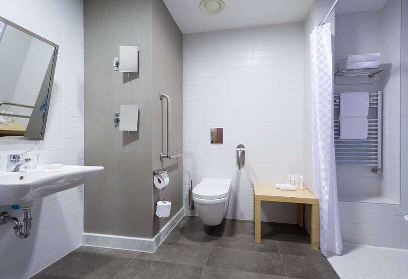 اتاق استاندارد با چشم‌انداز کوهستان, Radisson Collection Paradise Resort And Spa, Sochi