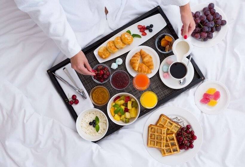 سوییت جونیور با چشم‌انداز دریا, Radisson Collection Paradise Resort And Spa, Sochi