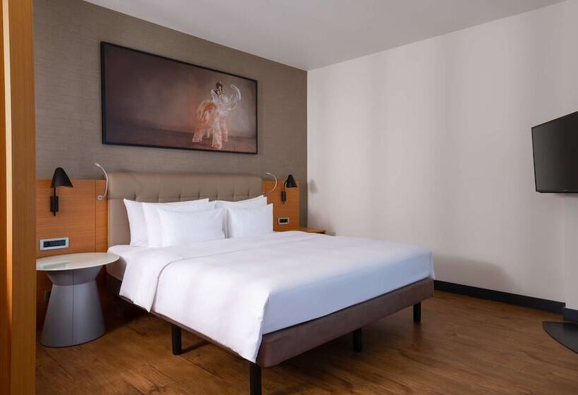 سوییت جونیور با چشم‌انداز دریا, Radisson Collection Paradise Resort And Spa, Sochi