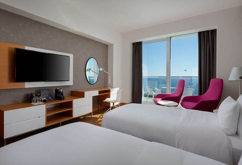 Habitación Premium Vista al Mar., Radisson Collection Paradise Resort And Spa, Sochi