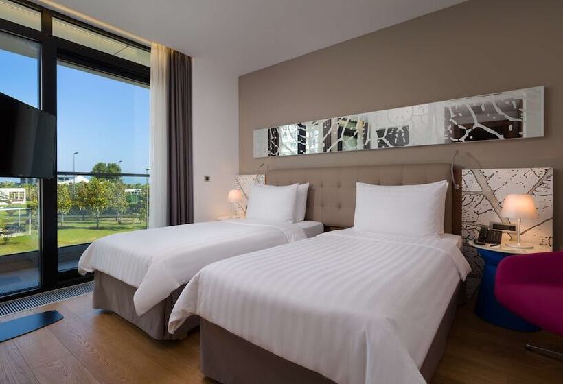 ویلای یک اتاق خوابه با استخر شنا, Radisson Collection Paradise Resort And Spa, Sochi