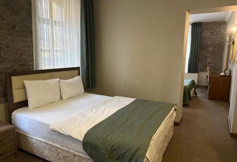 اتاق خانوادگی, Ts Park