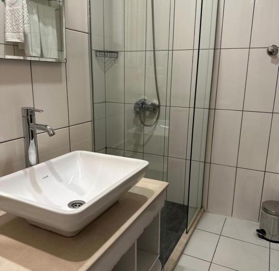 سوئیت 2 خوابه, Ts Park