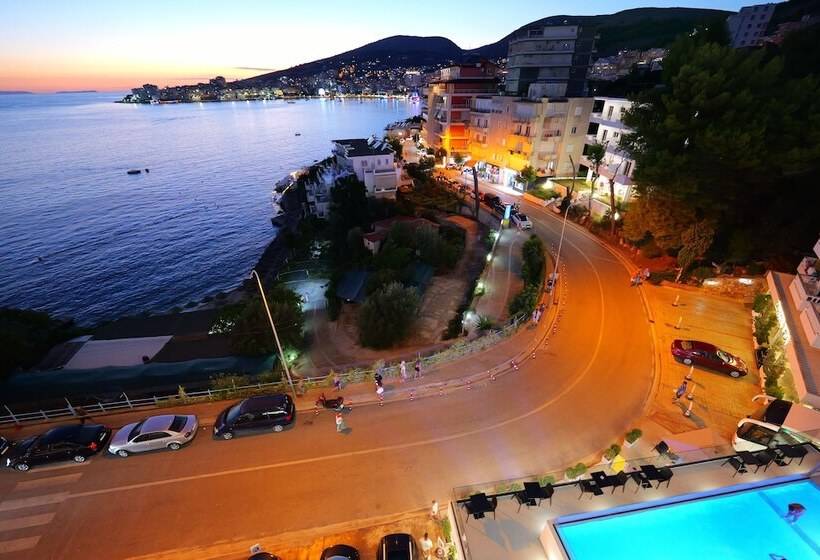 Triple Room Sea View, Vola