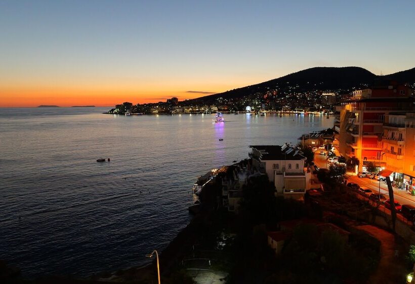 Triple Room Sea View, Vola