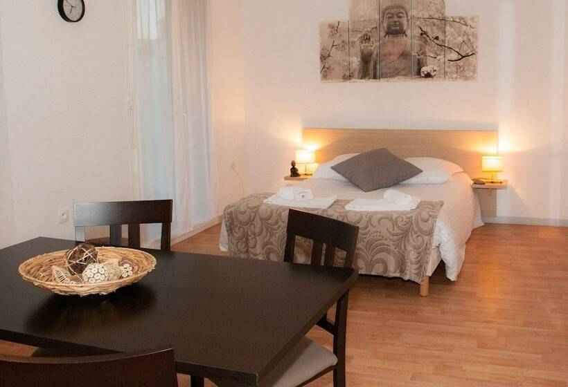 Семейное Студио, Patio Parc Résidence