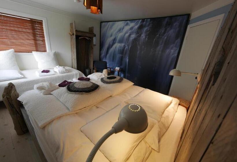 اتاق استاندارد سه تخته با سرویس بهداشتی مشترک, Guesthouse 1x6