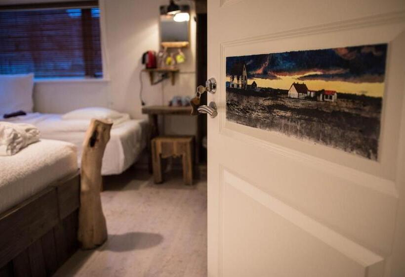 اتاق استاندارد سه تخته با سرویس بهداشتی مشترک, Guesthouse 1x6