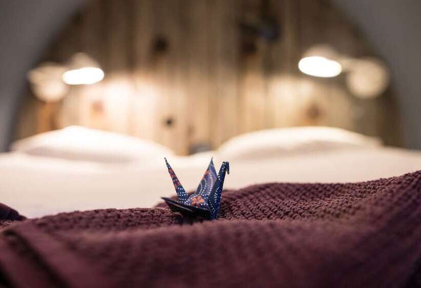 اتاق استاندارد سه تخته با سرویس بهداشتی مشترک, Guesthouse 1x6