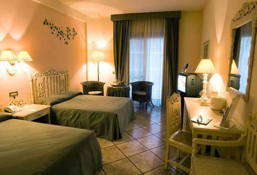 スタンダードトリプルルーム, Resort Marina Di Castello Golf & Spa