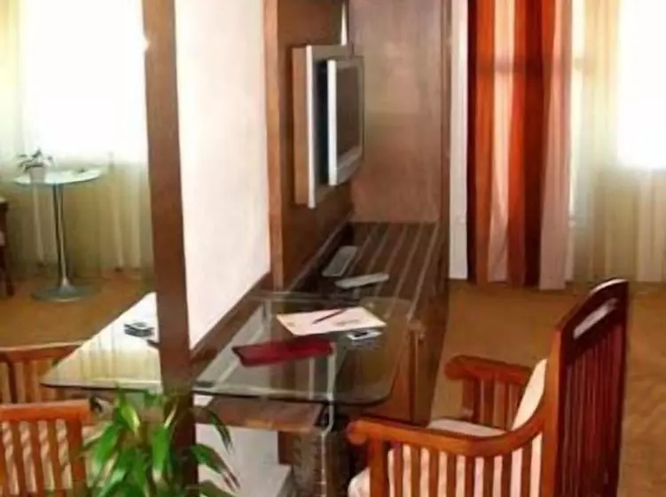 اتاق استاندارد سه نفره, Afrika Hotel Frýdek Místek