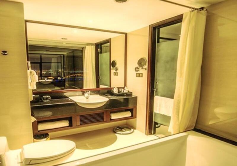 اتاق لوکس, Brilliant Hotel Afternoon Tea Inclusive