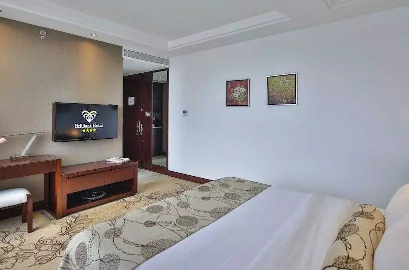 اتاق سوپریور با چشم‌انداز رودخانه, Brilliant Hotel   Afternoon Tea Inclusive