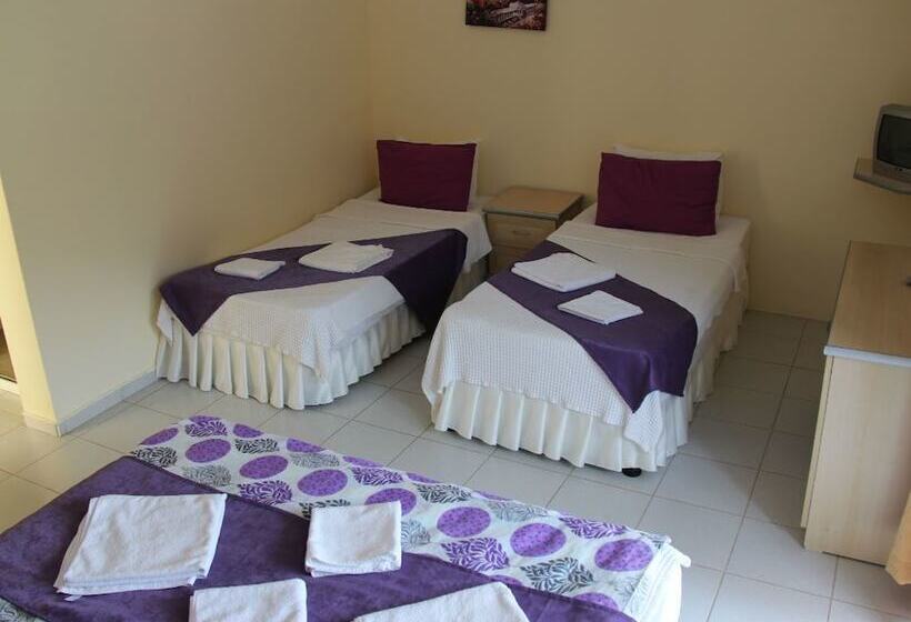 Pokój Czteroosobowy Standard, Eldorado