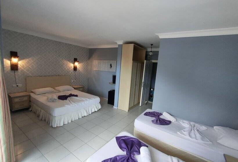 Pokój Czteroosobowy Standard, Eldorado