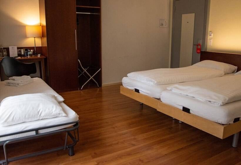 스탠다드 트리플 룸, Goldener Schlussel