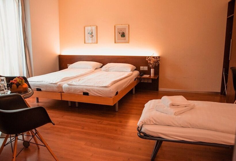 스탠다드 트리플 룸, Goldener Schlussel