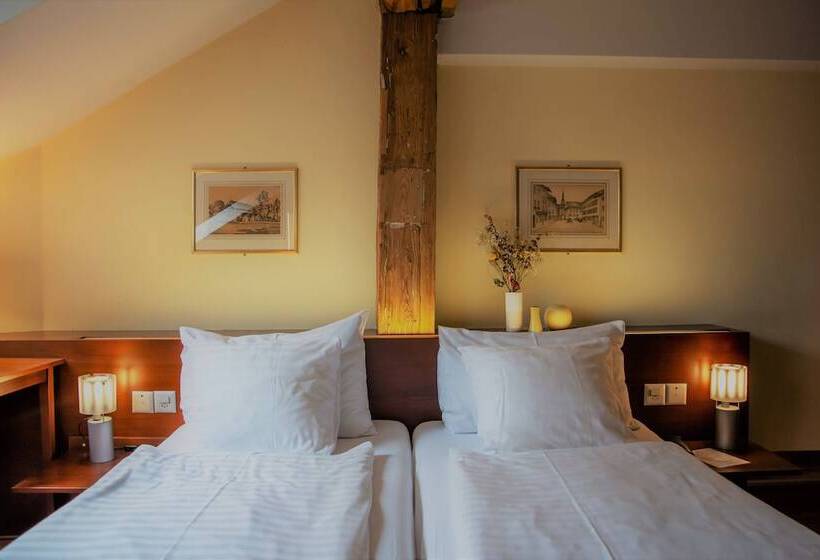 컴포트 룸, Goldener Schlussel