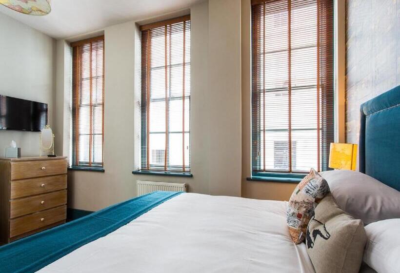 Семейные Апартаменты 3 Спальни, Oddfellows Chester Hotel & Apartments