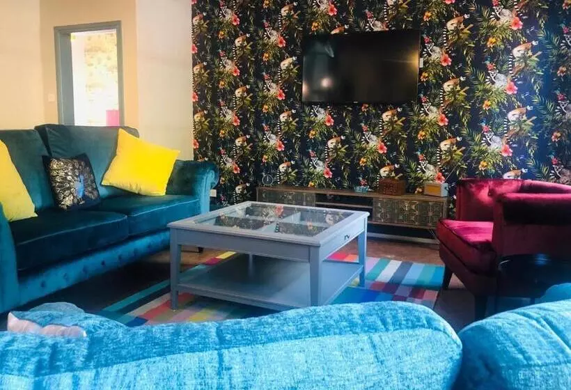家族用アパートメント, Oddfellows Chester Hotel & Apartments