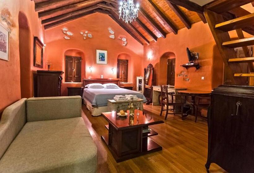 סוויטה נשיאותית, Petropoulakis Tower