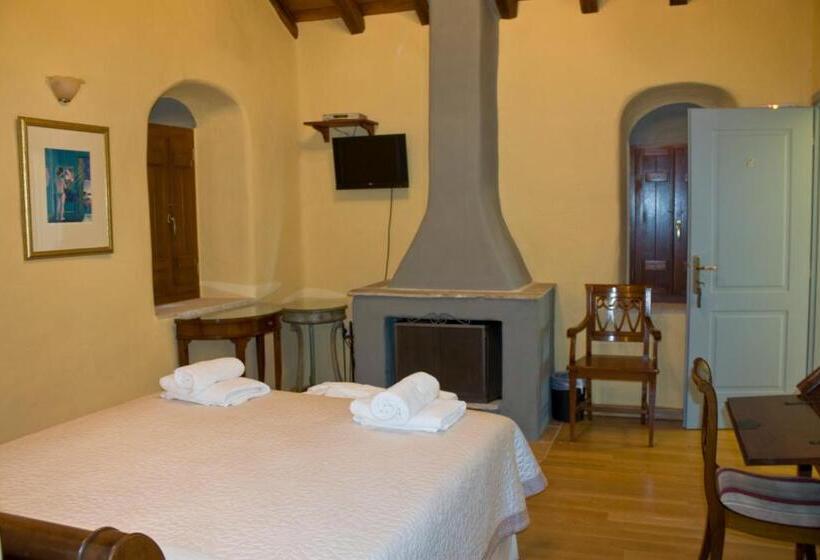 סוויטה אקזקיוטיב, Petropoulakis Tower