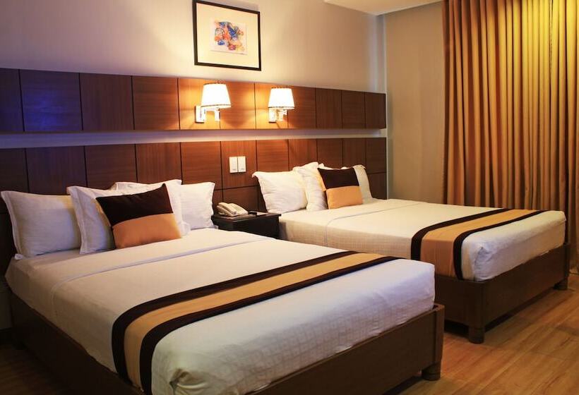 اتاق سوپریور, The Pinnacle Hotel And Suites