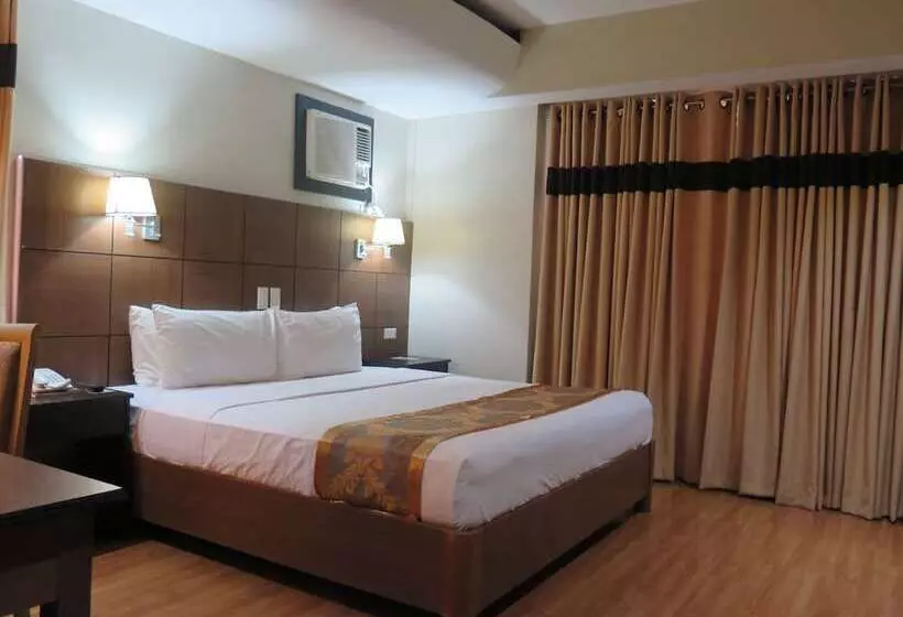 エクゼクティブスイート, The Pinnacle Hotel And Suites