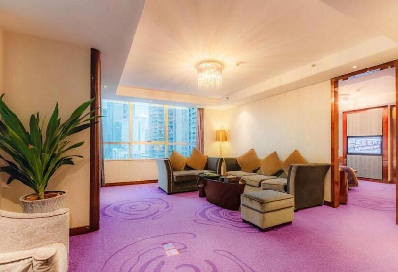 סוויטה, Sentosa Hotel Shenzhen Feicui Branch, Enjoy Tropical Swimming Pools And High Class Fitness Club