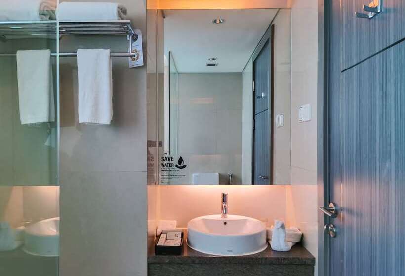 Апартаменты Deluxe 1 Спальня, Swiss Belhotel Balikpapan