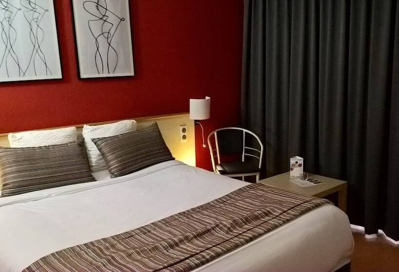 스탠다드 룸, Tambourin