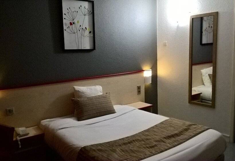 스탠다드 싱글 룸, Tambourin