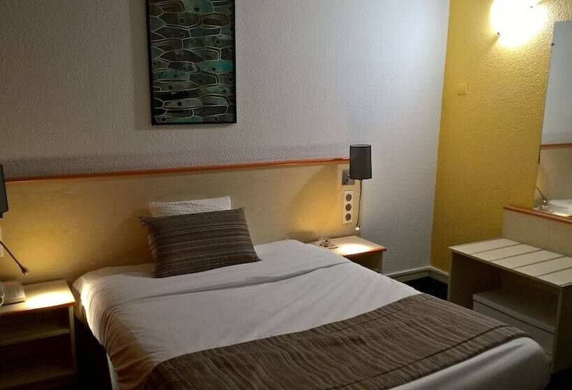 스탠다드 싱글 룸, Tambourin