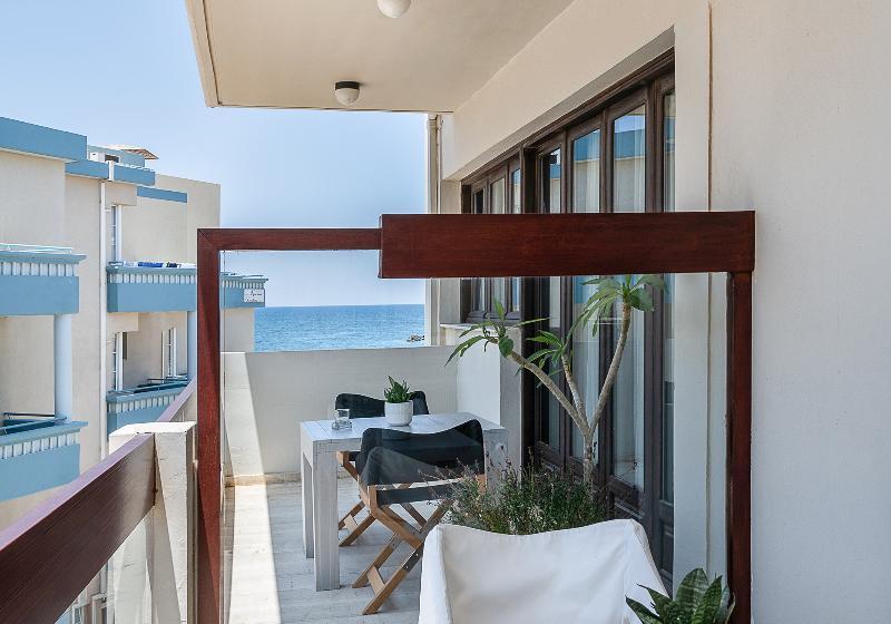 Студио Стандарт Боковой Вид на Море, Magia Apartments