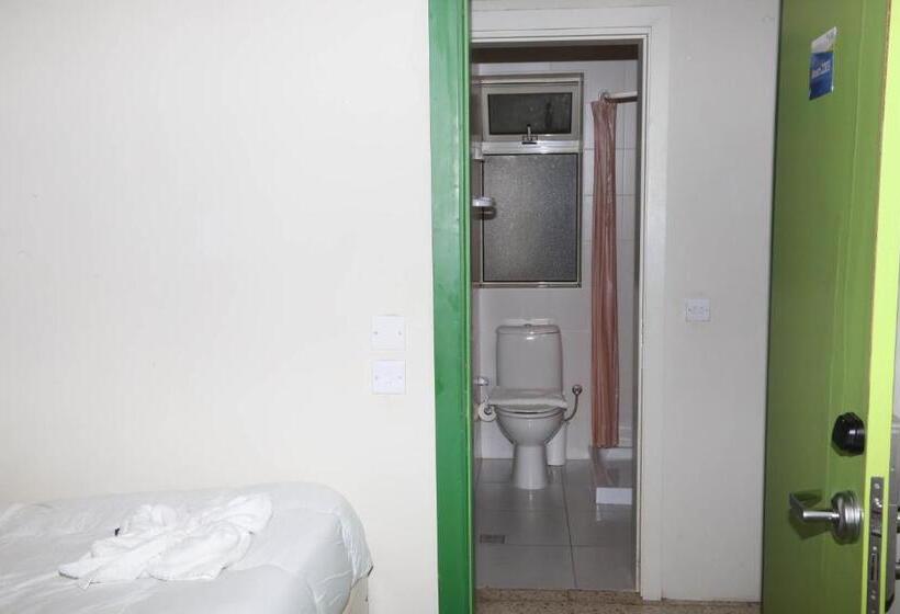 اتاق استاندارد یک نفره, Nsts Campus Residence And Hostel