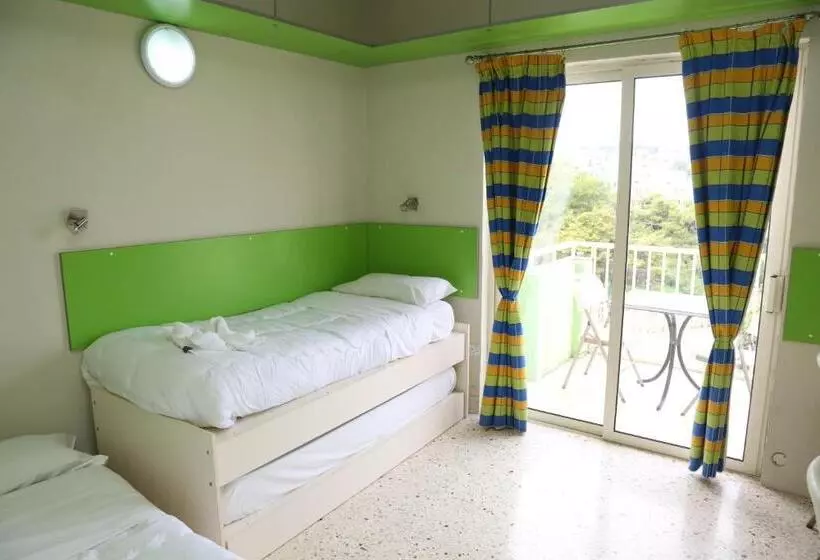 اتاق سوپریور یک تخته, Nsts Campus Residence And Hostel