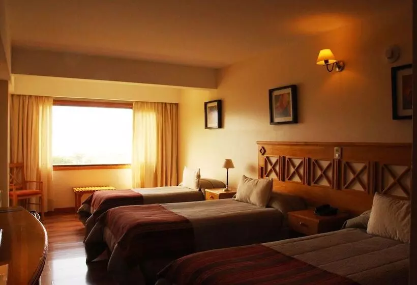 اتاق استاندارد سه نفره, Altos Ushuaia Hotel & Resto