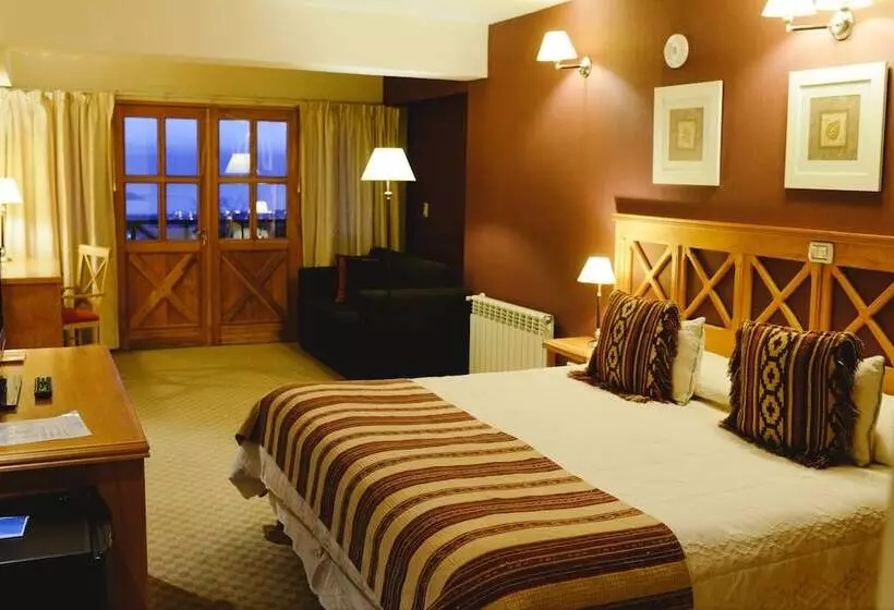 سوییت جونیور, Altos Ushuaia Hotel & Resto