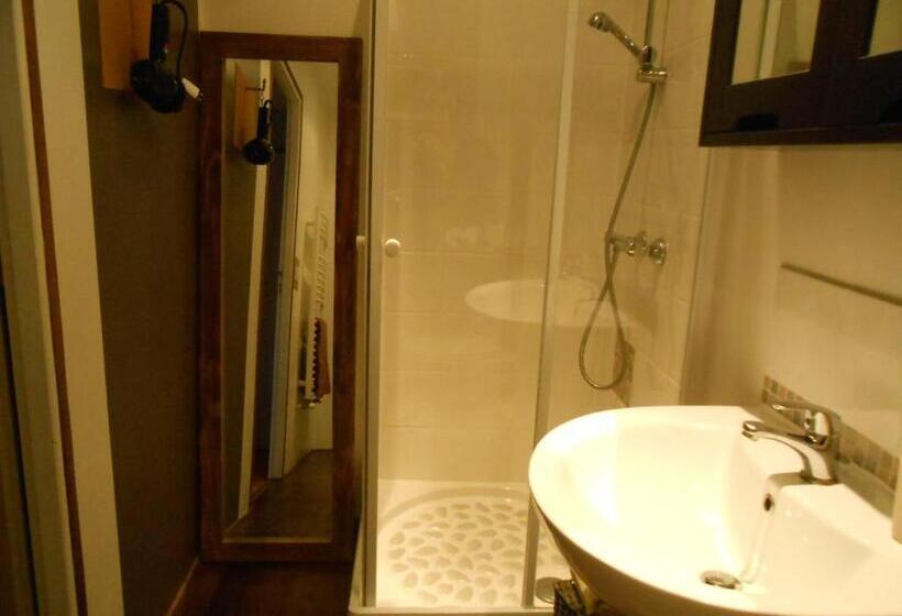 スタンダードスタジオ, Chambres D Hôtes La Vallée Des Vignes